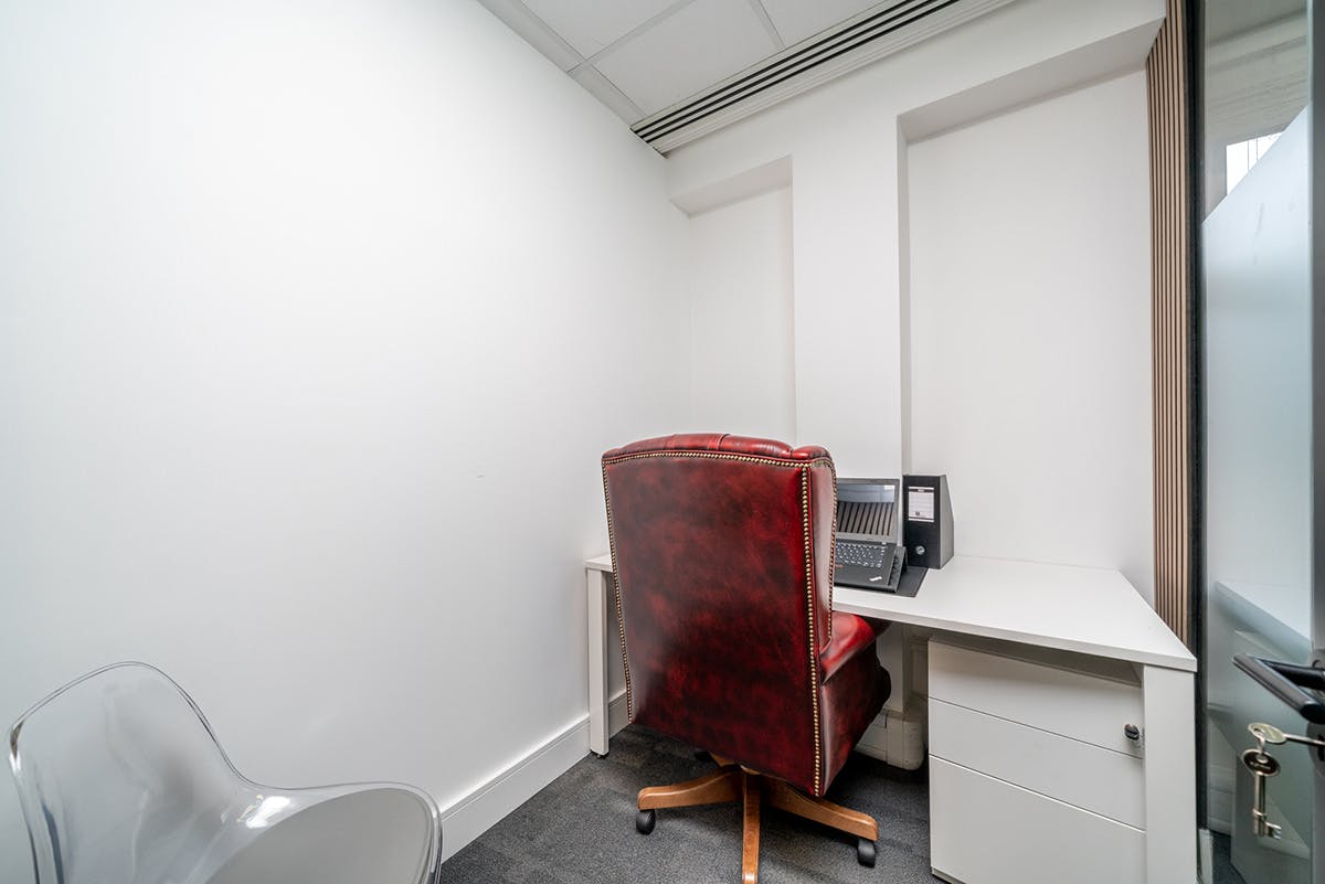 22 Eastcheap, London, Offices To Let - 5th floor.jpg