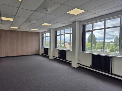 Europa Business Park, Cheadle, Industrial/Logistics / Office To Let - 20260619_132200.jpg