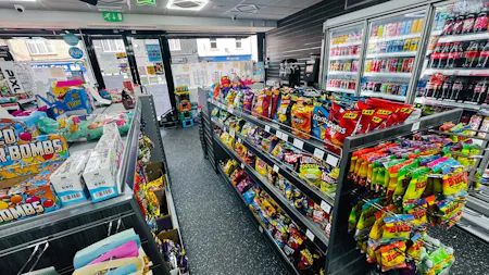 210-212 High Road, Benfleet, Retail To Let - P04 - Front shelves towards the entrance.jpg