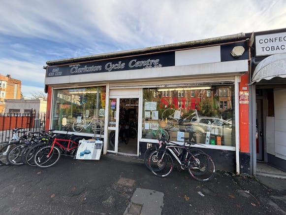 681 Clarkston Road, Glasgow, Retail To Let - PHOTO-2026-03-25-06-59-31 6.jpg