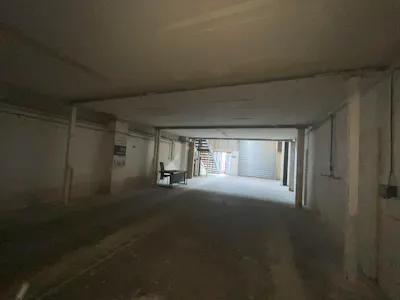 Unit 6, Hayes, Industrial To Let - 20260817_162727000_iOS 1 1.jpg
