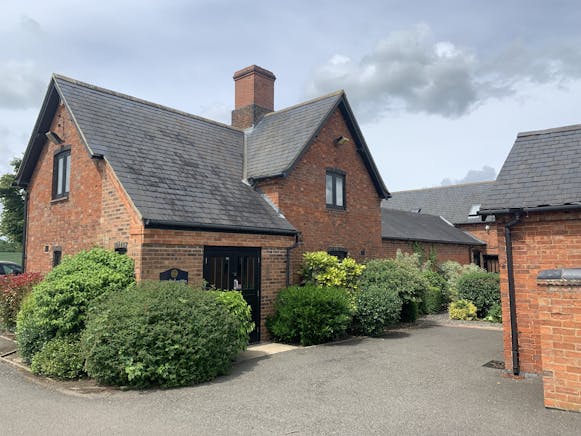 Unit 2, 2 Pedigree Farm Barns, Northampton, Offices To Let - IMG_3266.JPG