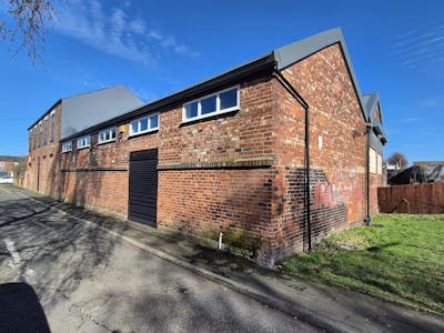 Unit 2 - 5, Stockport, Industrial/Logistics / Investment / Office To Let / For Sale - 20260303_125615.jpg