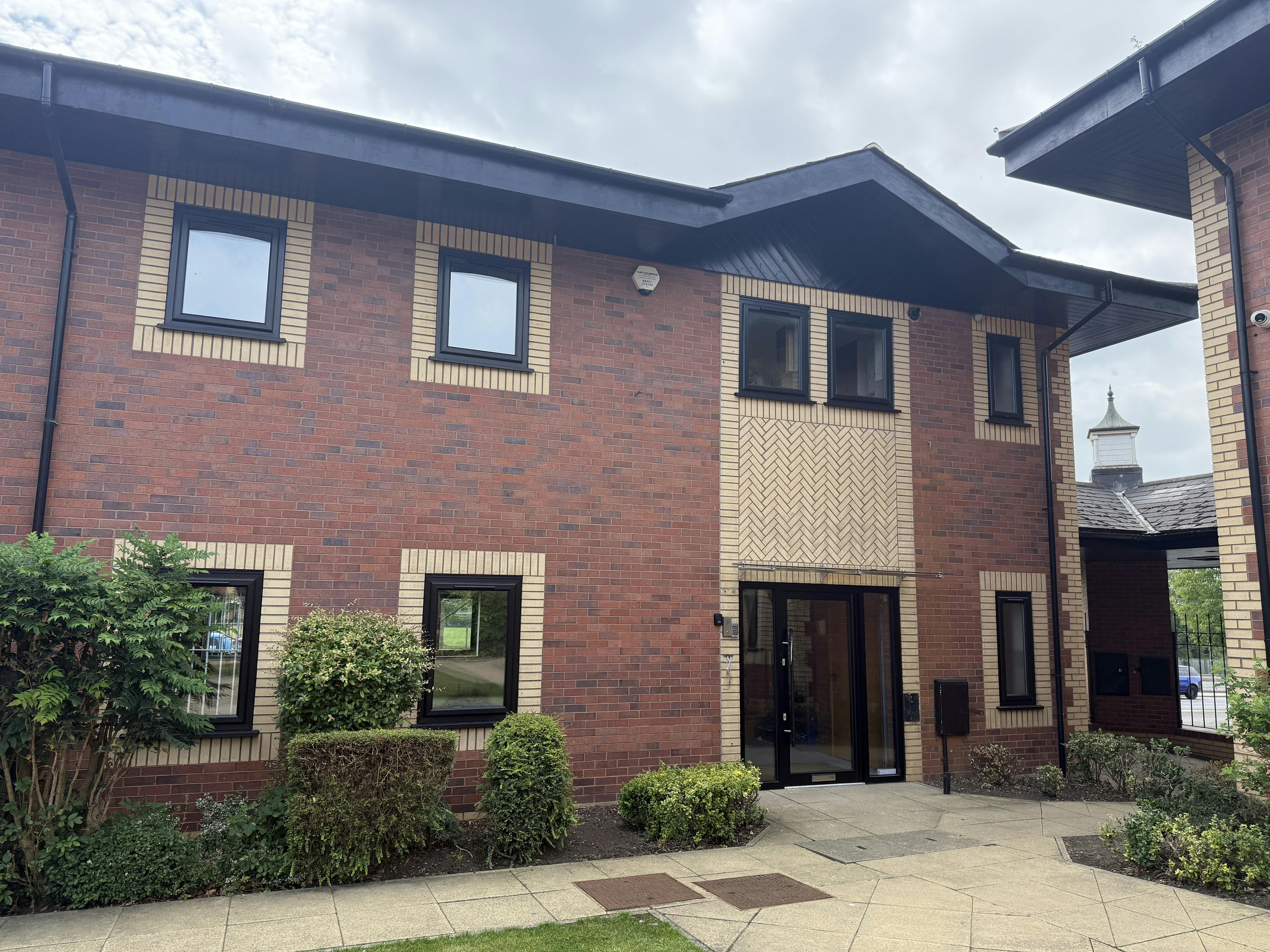 Unit 5, Hepton Court, Leeds, Office To Let / For Sale - IMG_8423.JPG