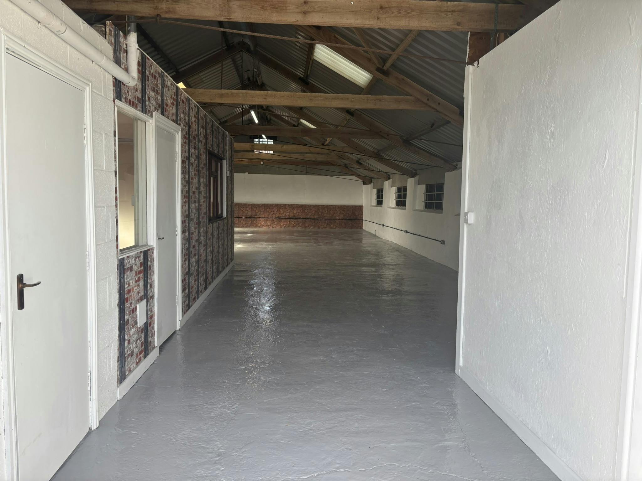 4 Pinkneys Farm, Maidenhead, Industrial To Let - IMG_7534.JPEG