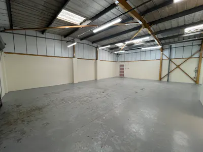 17 Potters Lane, Kiln Farm, Milton Keynes, Automotive / Industrial / Industrial/Logistics / Motortrade / Warehouse / Industrial / Warehouse For Sale - IMG_2459.JPEG