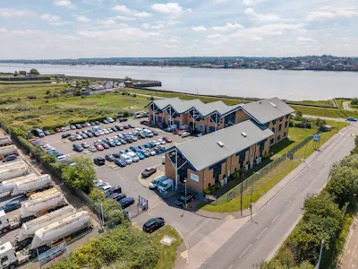 The Riverside Business Centre, Tilbury, Office For Sale - Riverside Business Centre - Tilbury_019.jpg