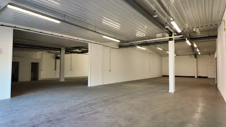 Units 3 -5, The Stottie Shed, Bakers Yard, Newcastle upon Tyne, Industrial / Industrial / Warehouse To Let - 20260407_081014000_iOS.jpg