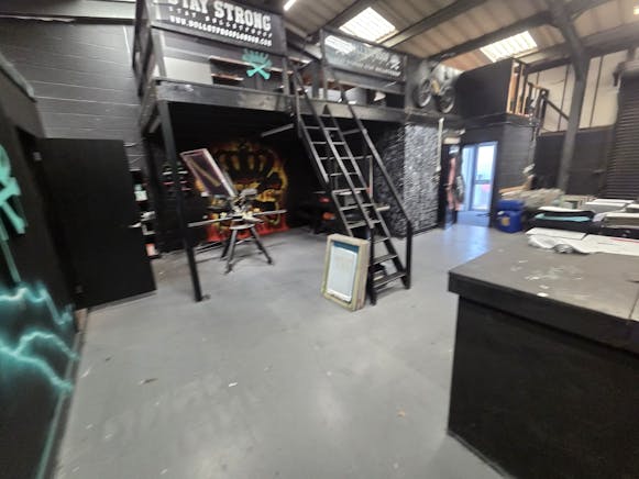 18 Robert Leonard Industrial Estate, Southend-on-Sea, Industrial To Let - WhatsApp Image 20251001 at 124434_438e9041.jpg