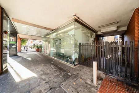Lawn House, London, Office To Let - 1530894 (2).jpg