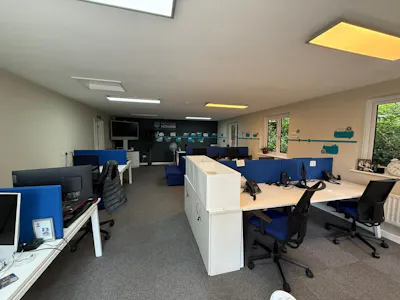 Unit 1 Dolphin House, Abbas Business Centre, Winchester, Business Park / Office To Let - WhatsApp Image 2026-07-27 at 12.32.18 (1).jpeg