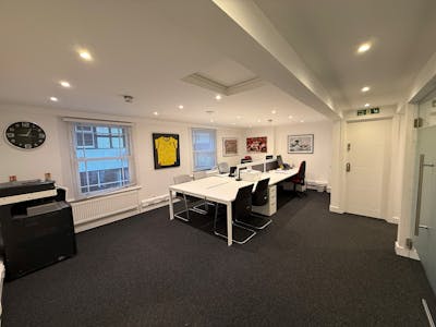 First Floor Suite 165-167 High Street, Rickmansworth, Office To Let - 1.jpg
