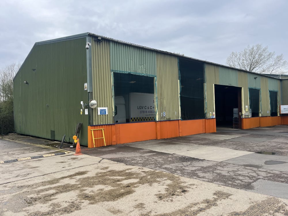 Units 6-8 Hayloaders Works, Wotton Road, Aylesbury, Industrial / Warehouse To Let - IMG_3082.jpg