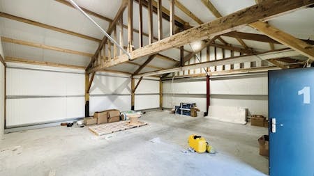 Scotts Hall Barns, Scotts Hall Road, Canewdon, Industrial/Logistics To Let - 60acc8f4IMG_0065.jpg