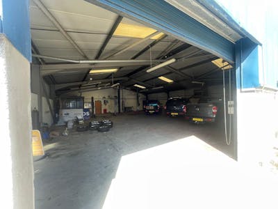 Station Approach, Carmarthen, Retail – Warehouse To Let / For Sale - d7f46d78c1e04db3a2011e95ca677e3a.JPG