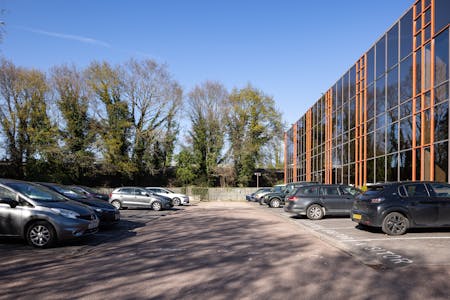 Hyperion House, Bracknell, Office For Sale - Hyperion House 8.jpg