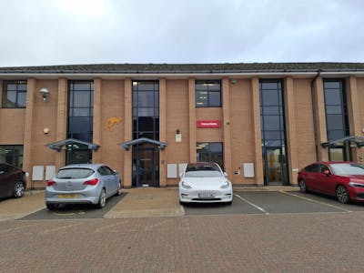 6 Charter Point Way, Ashby-de-la-Zouch, Office To Let - 20241218_102349.jpg