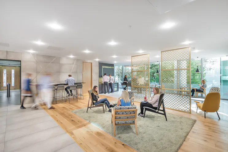 Pure Offices, The Blade, Reading, Office To Let - cre8teblade04-petersavage.jpg