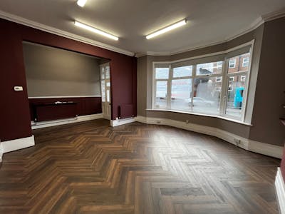 22 Station Road, Watford, Office To Let - ground floor.jpg