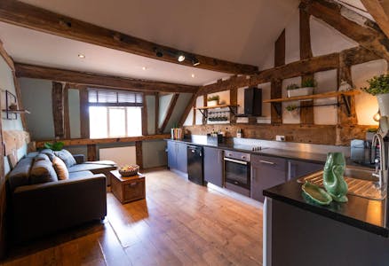 Bailiffs House, High Street, Bewdley, Leisure / Mixed Use / Residential For Sale - PHOTO-2026-03-25-11-14-10.jpg