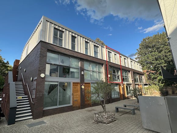 Unit 9, Chiswick, Office To Let - Unit 9 TGT Mews 1 .jpg