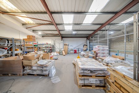 Unit 6, London, Industrial To Let - 13735493690b45c4981bc.jpg