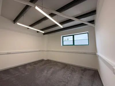 Unit 7 Downley Point, Havant, Industrial / Warehouse To Let - Warehouse 1.jpeg