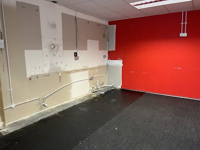 Unit 4, Thame Park Business Centre, Thame, Office To Let / For Sale - 20250702_133042444_iOS.jpg