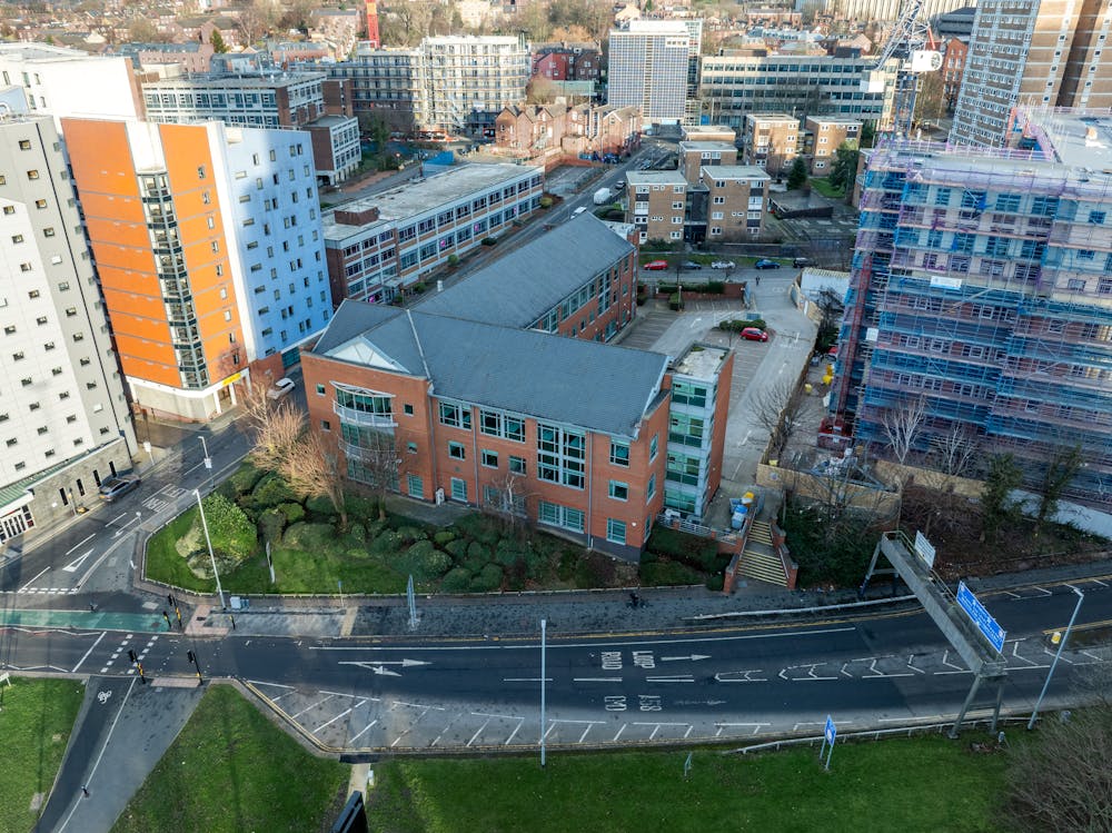 Blenheim House, Leeds, Office To Let - Blenheim10.jpg