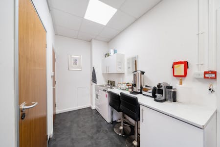 3 Hampstead West, West Hampstead, Office To Let - 1133333 6.jpg