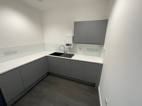 INTER, Tewin Road, Welwyn Garden City, Hertfordshire, Warehouse & Industrial To Let - IMG_2303.jpeg