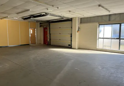 Unit 3B Gatwick Metro Centre, Horley, Business Units For Sale - Image 3