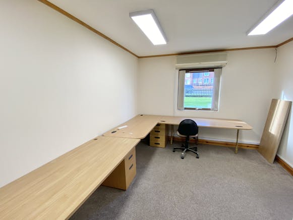 Suite 2, Station Road, Edenbridge, Offices To Let - IMG_7956.jpg