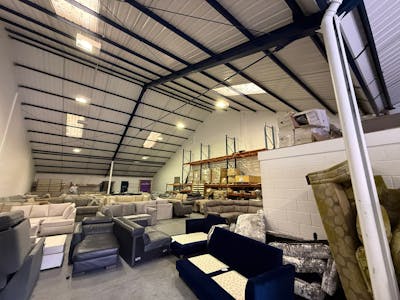 Unit 16, Leigh-On-Sea, Industrial To Let - WhatsApp Image 2026-02-20 at 11.21.41.jpeg