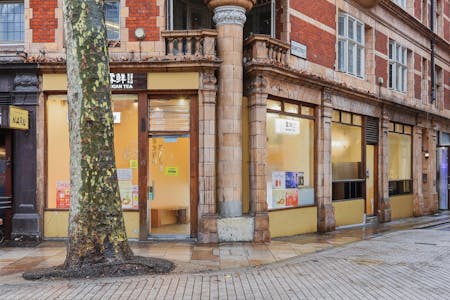 Freehold Retail Parade, 228-234a Shaftesbury Avenue, London For Sale - IMG_6984.jpg