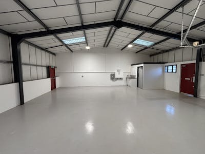 Unit B31, Riverside, Pontypridd, Industrial To Let - B31 Riverside Int pic 15125jpg 2.jpg