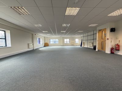 Unit C9, Endeavour Business Park, Havant, Business Park / Industrial / Office / Other / Warehouse To Let - IMG_0587.jpg