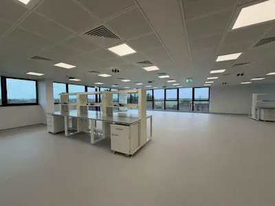 CamLIFE 1, Fulbourn, Laboratory / Office To Let - PHOTO-2026-01-23-11-31-22.jpg