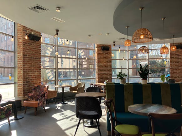 Unit 4, Broad Quay, Bristol To Let - IMG_3569.JPG