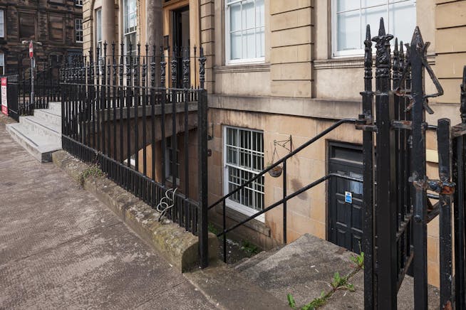 Lower Ground Floor 21 Blythswood Square, Glasgow, Other / Offices / Retail To Let - PHOTO20250514092122 2.jpg
