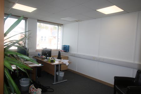 378 Charminster Road, Bournemouth, Office To Let - IMG_0420.JPG