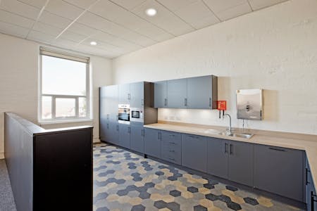 Offices at Holly Park Mills, Woodhall Lane, Calverley, Leeds, Office To Let - IMG_5569.jpg