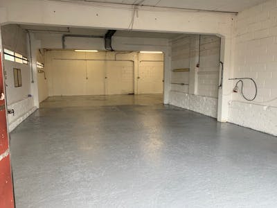 10-14 Cherry Street, Woking, Industrial / Light Industrial / Trade Counter To Let - Internal.jpg
