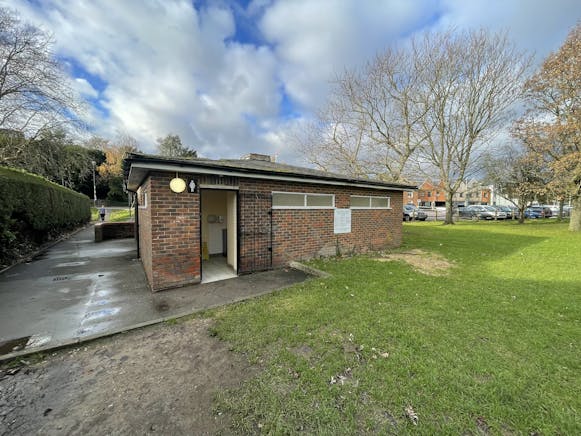 Former toilet block, Lucknow Place Car Park, Rye, Leisure / Office / Retail To Let - IMG_1376.JPEG