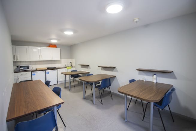 Unit 10 Chancerygate Business Centre, Slough, Industrial / Warehouse To Let - 9.jpg