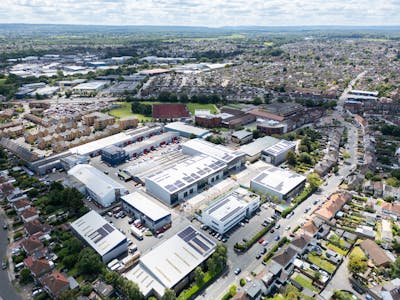 Unit 1, Metroplex Park, Tolworth, Industrial / Warehouse To Let - Metroplex Drone-29.jpg