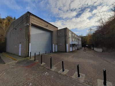 Unit B4 Redlands, Ullswater Crescent, Coulsdon, Industrial / Warehouse / Trade Counter / Warehouse To Let - P20314_20201105_132044.jpg