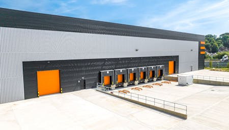 Erith Logistics Hub, Church Manorway, Erith, Industrial / Warehouse To Let - External  Docks.JPG