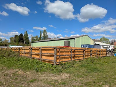 Studley Court, Guildford Road, Chobham, Office To Let - PXL_20260420_104519828.MP.jpg