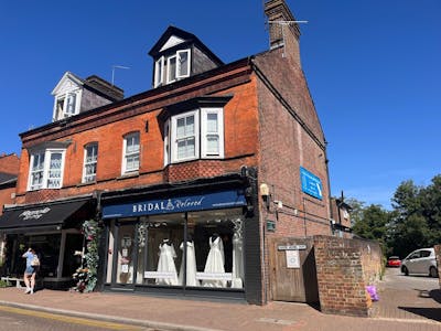 90 High Street, Tring, E (Commercial / Business / Service) / Retail To Let - WhatsApp Image 20250717 at 145428_d63bf210.jpg